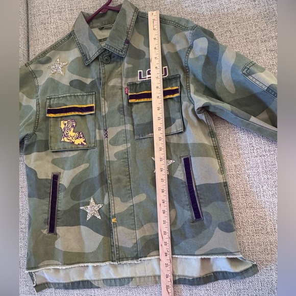 Levi’s Camouflage LSU Button Down Denim Jean Jacket Tigers Stars Custom Sz S - Picture 12 of 16